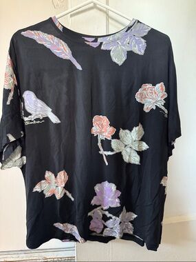 Black Floral & Bird Print Short Sleeve Tee -